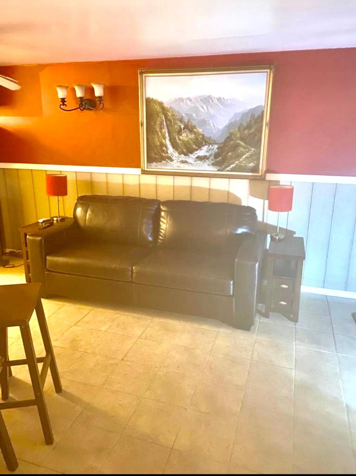 Large 3-Bedrooms/2-Bath Apt, One Block To Train Nueva York Exterior foto